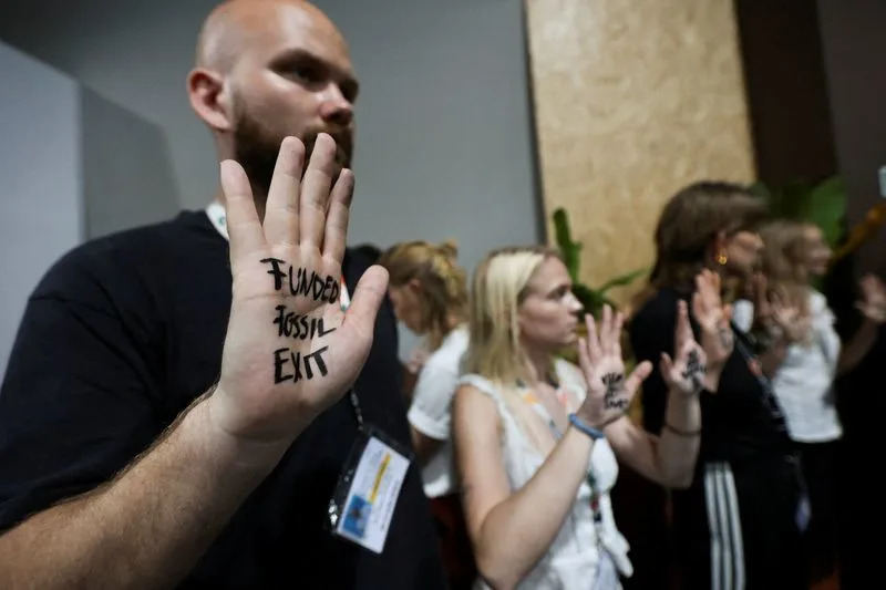 Exclusive-EU rethinks climate diplomacy after bruising COP30 summit, document shows - AOL